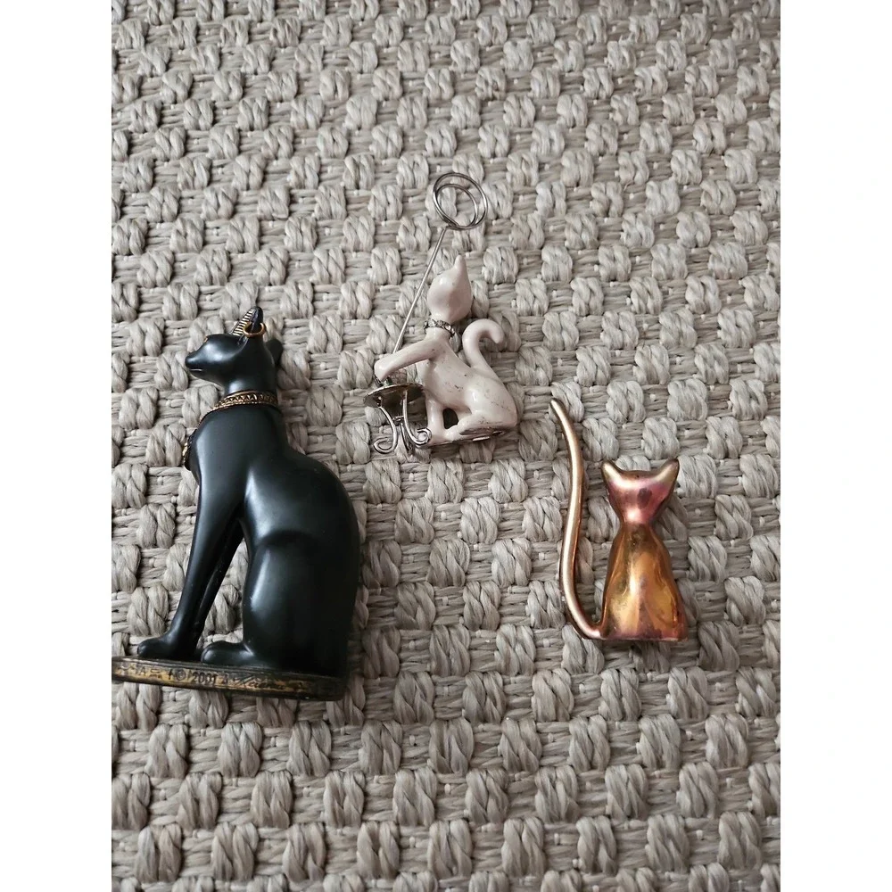 Cat Decorations